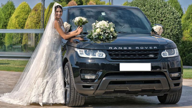 Luxury Wedding Cars & Range Rover Hire for a Royal Wedding Experience