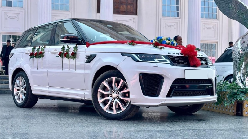 Grand Wedding Car Ideas for Bride and Groom Entry